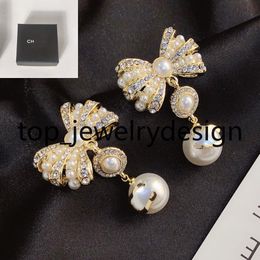 Classics Flower Pearl Earrings Designer Letter Studs Pearl Diamond Earring Design Brand Stud Jewellery 925 Silver Men Womens Wedding Jewellery Birthday Gifts with Box