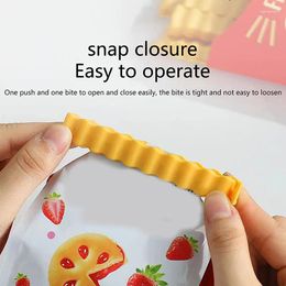 Baking Moulds 12pcs Set Portablet Creative French Fries Bag With Holder Fridge Magnet Clips Food Seal Clip Keep Fresh Sealing Clamp