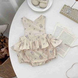 Rompers 2024 Summer New Baby Girl Sleeveless Floral Bodysuit Newborn Infant Cotton Casual Jumpsuit Toddler Girl Cute Lace Overalls 0-24M L240402