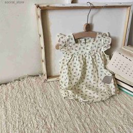 Rompers 2023 Summer New Baby Girl Sleeveless Floral Square Neck Bodysuit Cotton Infant Loose Breathable Jumpsuit Toddler Clothes 0-24M L240402