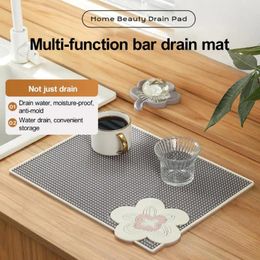 Table Mats 1Pc Flexible Pvc Drying Mat Non-deformable Flower Dish Waterproof Anti-slip Kitchen Countertop For