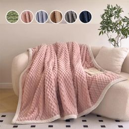 Blankets YanYangTian Warm Double-sided Plush Blanket Comfortable Sofa Cover Foldable Wearable Autumn Winter Bedding Quilt