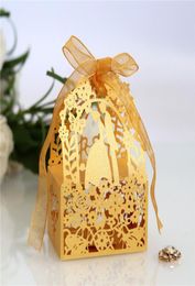 Creative Wedding Favor Holders Candy Bags Laser Cut Paper Hollow Out Candy Box With Ribbons Lovers Flowers Butterflies Wedding Gif5155003