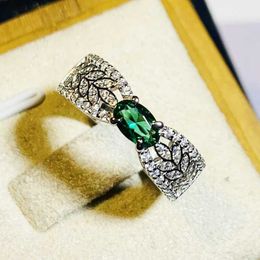 2PCS Wedding Rings Huitan Fancy Leaf Band Oval Green Cubic Zirconia Wedding Rings for Women 2023 New Exquisite Finger Accessories Fashion Jewelry