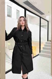 Basic & Casual Dresses designer 23 Autumn/Winter New Product Detachable Sleeves Windbreaker Loose and Waist Slimming, High end Elegant Long sleeved Coat for Women OQZQ