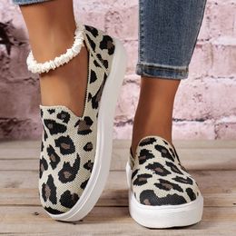 Spring Thick Sole Shoes Leopard Pattern Sexy Mesh Flats Shallow Mouth Casual Single Sandals Women Walking Flat 240328