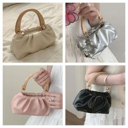 Pleated cloud bag simple women's bag cute wind sweet trend brand magnetic buckle crossbody bag 2024 Ins hot sales High-quality FMT-4409