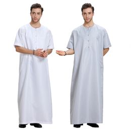 Summer Muslim Men Short Sleeve Robe Jubba Thobe Islamic Clothing Saudi Arabic Thoub Eid Ramadan Abaya Kaftan Middle East Dress 240328