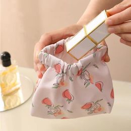 Storage Bags Cute Flower Mini Portable Cosmetic Bag Travel Lipstick Pack Korean Style