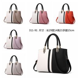 2004 Designer Bag 2005 hobo Bags Crossbody Purses Sale Luxurys Shoulder Bag Handbag Women's Lady High Quality Chain Canvas Fashion Wallet BagA19