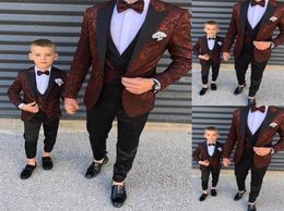 Dark Red Floral Pattern Boy Formal Wear Suits Dinner Tuxedos Little Boys Kids For Wedding Party Prom Suit JacketVestPant6685708