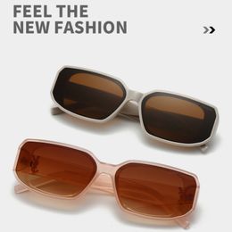 Classic designer sunglasses Sunglasses designed for men and women sunscreen radiation protection rectangular frame color changing lens delivery box