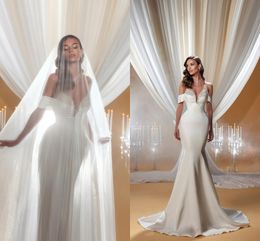 Gorgeous Plus Size Mermaid Wedding Dresses for Bride Women Off Shoulder Beaded Pearls Backless Satin Sweep Train Bridal Gowns Vestidos De Noiva