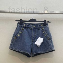 Women's Shorts Designer 2024 Spring/Summer New Fashionable Girls Reduce Age Personalized Gold Button Denim Shorts for Women 959S
