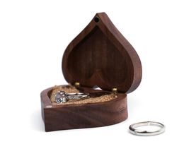 Wooden Jewellery Storage Boxes Blank DIY Engraving Retro Clan Style Heart Shaped Ring Box Creative Gift Packaging Supplies SN37038133353