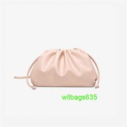 Pouch Cloth Bags BottegvVenet Trusted Luxury Bag Leather Womens Bag Cloud Bag Fashion Womens 2024 New Underarm Bag Dumpling Bag have logo HBRNFM