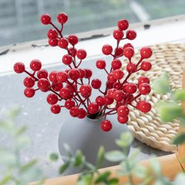 Decorative Flowers 3 Sets(18pcs) Short Branch Fortune Fruit Simulation Red Berr Winter Christmas Year Foam Berry Home Decoration Bouquet