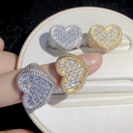 Rings 2023 Big Heart Shaped Ring Full Paved White Baguette Latest Style Iced Out Bling Square Cubic Zircon Fashion Lover Latest Style ew