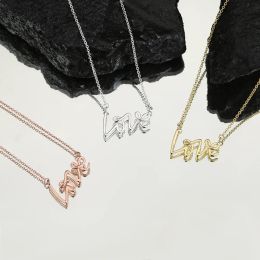 Necklaces gold silver Diamond Luxury Love letter Designer Pendant Necklaces Classic Necklace for men Women girl Mother Wedding Party Jewerlr