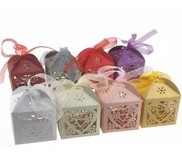 Love Heart Laser Cut Gift Boxes with Ribbon Wedding Party Favor Box Pouch Wedding Boxes Party Candy Bags2347838