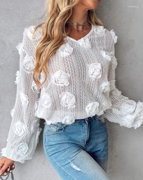 Women's T Shirts Selling Blouses For Women 2024 Spring Summer Fahsion Floral Pattern Beaded Long Sleeve V-Neck Solid Color Pullover Tee Top