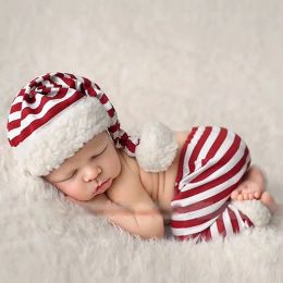 Photography Newborn Photography Props Infants Photo Shooting Costume Christmas Outfits Baby Infants Stripe Crochet Hat+Shorts Set