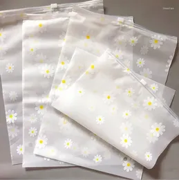 Storage Bags Creative Portable Outing Travel Bag Small Daisy Frosted Packaging Clothing Sorting Sub-packing