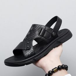 Sandals Leather Sandals for Men Plus Size Gladiator Slippers Summer Driving Casual Sneakers Driver Beach Outdoor Soft Shoes