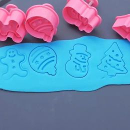 4PCS/set Christmas Mould Cookie Cutter 3D Cookie Plunger Cutter DIY Baking Stamp Mould Die Fondant Cake Decorating Tools