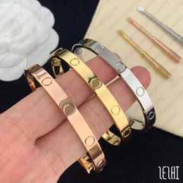 Designer Bracelet For Man Men Gold Bracelets Screw Bracelet Designer Charms For Bracelets Woman Designer Bangle Silver Bangles For Women Designer Jewelry Woman