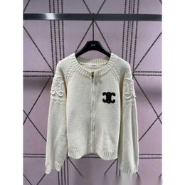 Sweater Cardigan Mode Style Letter Stickerei Dekoration einfach und vielseitig11