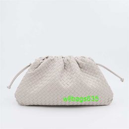 Pouch Cloth Bags BottegvVenet Trusted Luxury Bag Leather Customised Fine Woven Cloud Bag Popular New Soft Skin Dumpling Bag Fashionable One S have logo HBK0F0