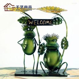 Window Stickers Green Garden Lucky Frog Living Room Decoration Bridal Couple Iron Decorative Ornaments Home Furnishing