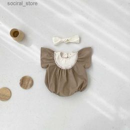 Rompers 1590B Newborn Clothes Baby Girl Bodysuit Summer 2022 New Flying Sleeve Baby Girl One Piece Clothes Cute Lovely Onesies L240402