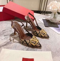 Women Shoes Designer Sandals Slippers High Heels Brand Buckle 4cm 6cm 8cm Thin Pointed Toe Black Nude Red Bottoms Fashion Shoes 34646