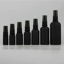 Storage Bottles 10ml High Quality Empty Glass Lotion Container Small Sample Bottle With Dispenser Plastic Cap