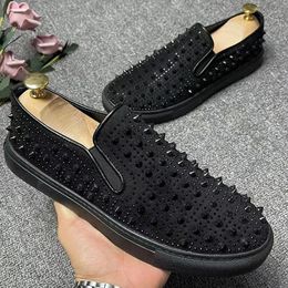 Casual Shoes British Style Mens Fashion Rivets Slip-on Driving Shoe Party Nightclub Dress Cow Suede Leather Loafers Flats Footwear Male