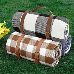 Camping Blanket Machine Washable Outdoor Moistureproof Foldable Large Area Plaid Picnic Mat Supplies 240325