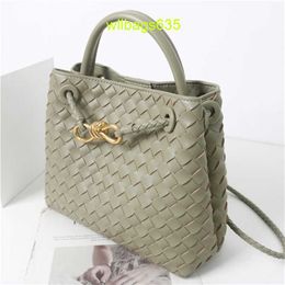 Leather Tote BottegvVenet Andiamo Bags Cowhide Bag Springsummer 2024 New Metal Rope Buckle Handheld Woven Bag Commuter Shoulder Crossbody H have logo HBLITT