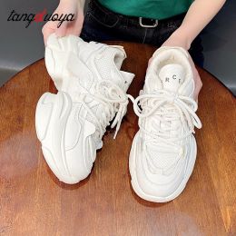 Boots Women Running Shoes Breathable Casual White Platform Sneakers for Woman Outdoor Sports Jogging Shoes Thick Bottom Running Shoes