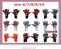 4MM New Goalkeeper Gloves Finger Protection Professional Men Football Gloves Adults Kids Thicker Goalie Soccer glove38482794996837