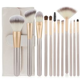 Professional 12pcs makeup brush set Natural hair Foundation Powder Contour Eyeshadow brushes with PU leather bag 240403