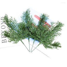 Decorative Flowers 5/10pcs Cypress Leaves Christmas Home Decorations Craft Materials Wholesale Wedding Artificial Plants