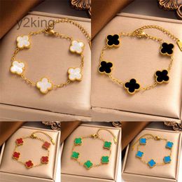 18k Gold Plated Classic Fashion Charm Bracelet Four-leaf Clover Designer Jewellery Elegant Mother-of-pearl Bracelets for Women and Men High Quality 9W5E