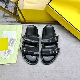 Designer's Double Strap Flat Bottom Slippers High Quality Sandals Men's Slippers Flip Flop Denim Sandals Summer Lazy Big Beach Casual Slippers 35-45