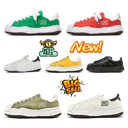 2024 New Lace Up fashion Casual Shoes Outdoor men's and women casual comfort sneakers black and yelly Wear-resistant sports shoes box
