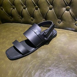 Italy Lux Designer Mens Giacomo Sandal Paris Buckle Summer Women Slides Natural Calfskin Leather Plus Bigger Size Chic Bold Style Sizes 38-48