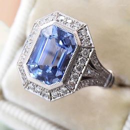 Wedding Rings Huitan Temperament Elegant Blue CZ For Lady Bands Luxury Sparkling Anniversary Gift Statement Jewellery 2024