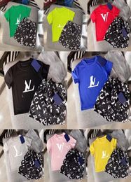 Top children set kid designer sets luxury baby clothes girl boy t shirt kids clothes 2023 summer shorts Sleeve With letters size 91396027