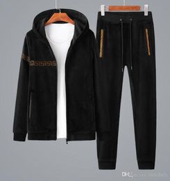 Mens Designer Tracksuit Hooded Fashion Brand Jacket Hoodie Velour For Men Women Tracksuit Zipper Jacket And Long Pants2252141